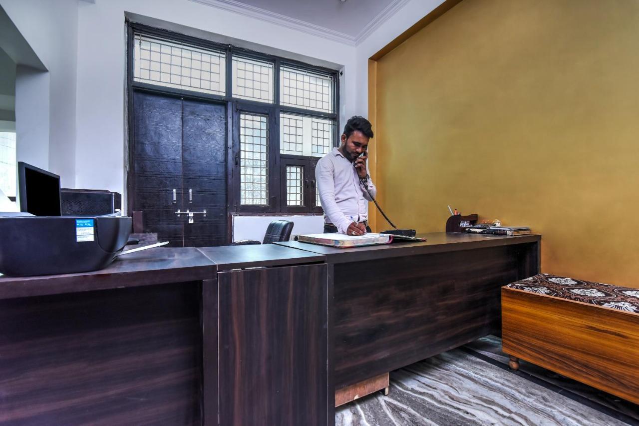 Oyo Nitin Palace Guest House Near Mohan Estate Metro Station New Delhi Exterior photo